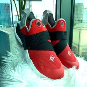 red huarache extreme